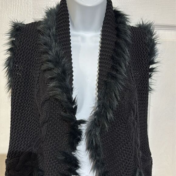 NWOT Lilly Pulitzer Womens Trinette Black Open Front Faux Fur Trim Collar XXS - Picture 2 of 10